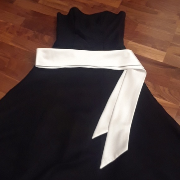 Straps optional formal dress - Picture 4 of 10